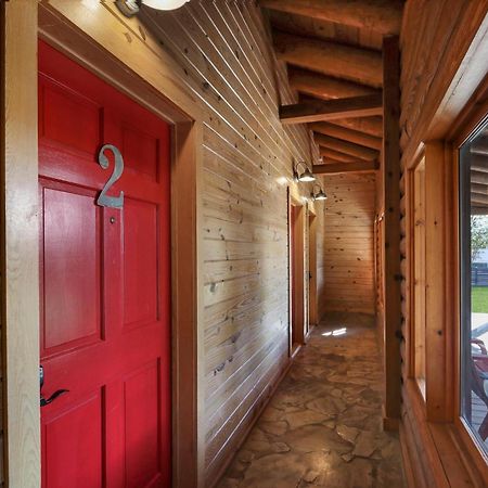 Wimberley Log Cabins Resort And Suites- Unit 2 Ngoại thất bức ảnh