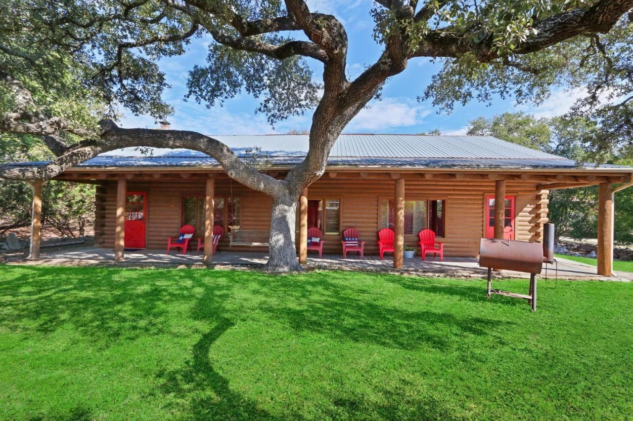 Wimberley Log Cabins Resort And Suites- Unit 2 Ngoại thất bức ảnh