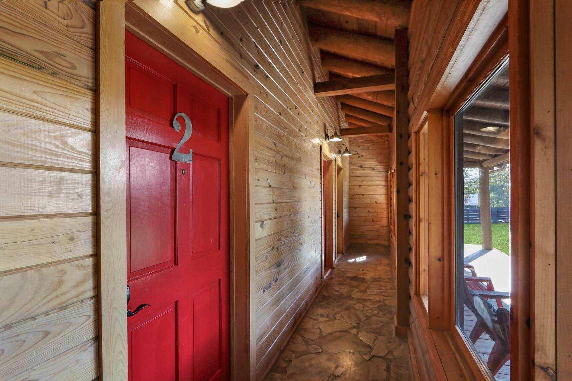 Wimberley Log Cabins Resort And Suites- Unit 2 Ngoại thất bức ảnh